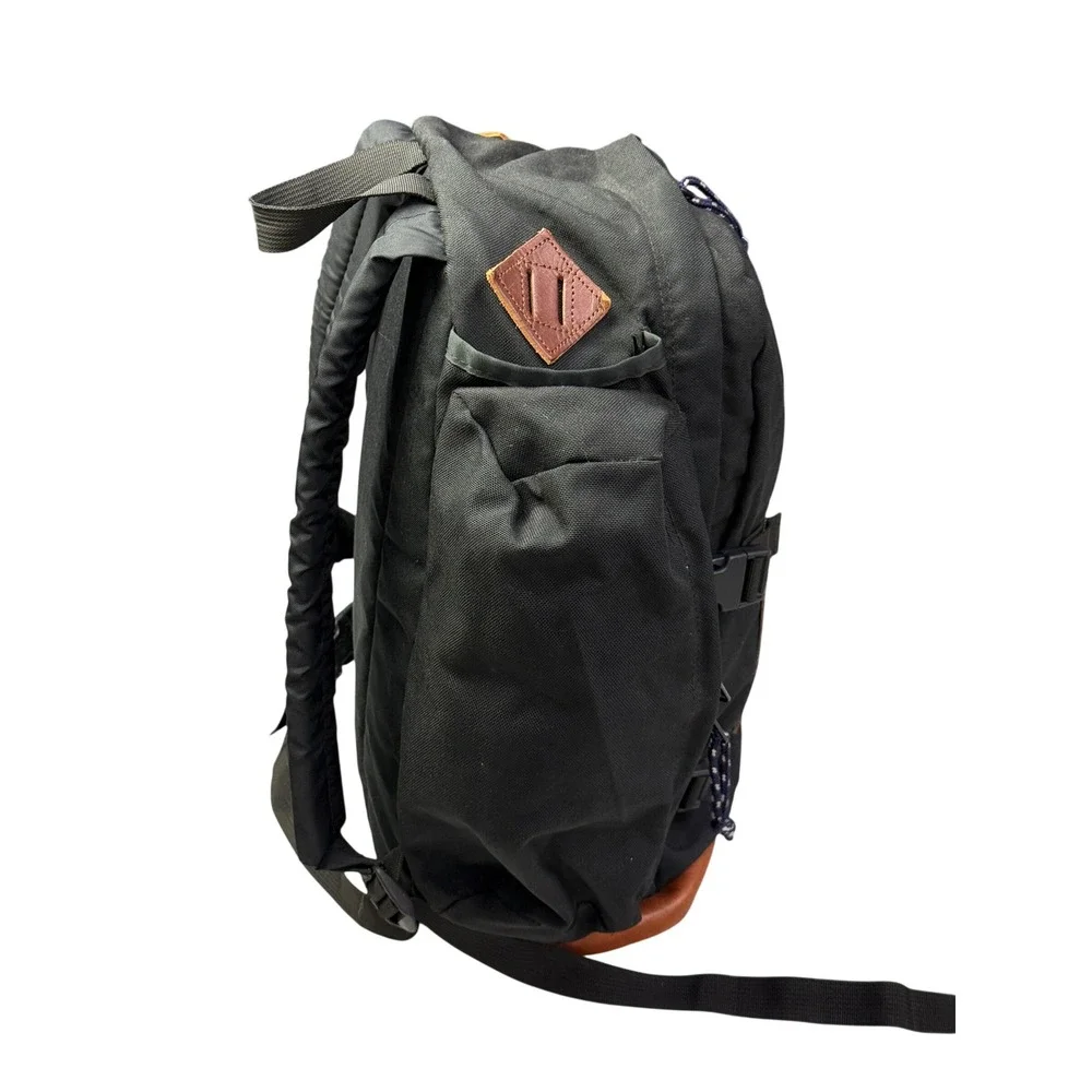 Vintage JanSport Backpack Black Canvas Brown Leather Bottom‎ Made in USA JS Logo
